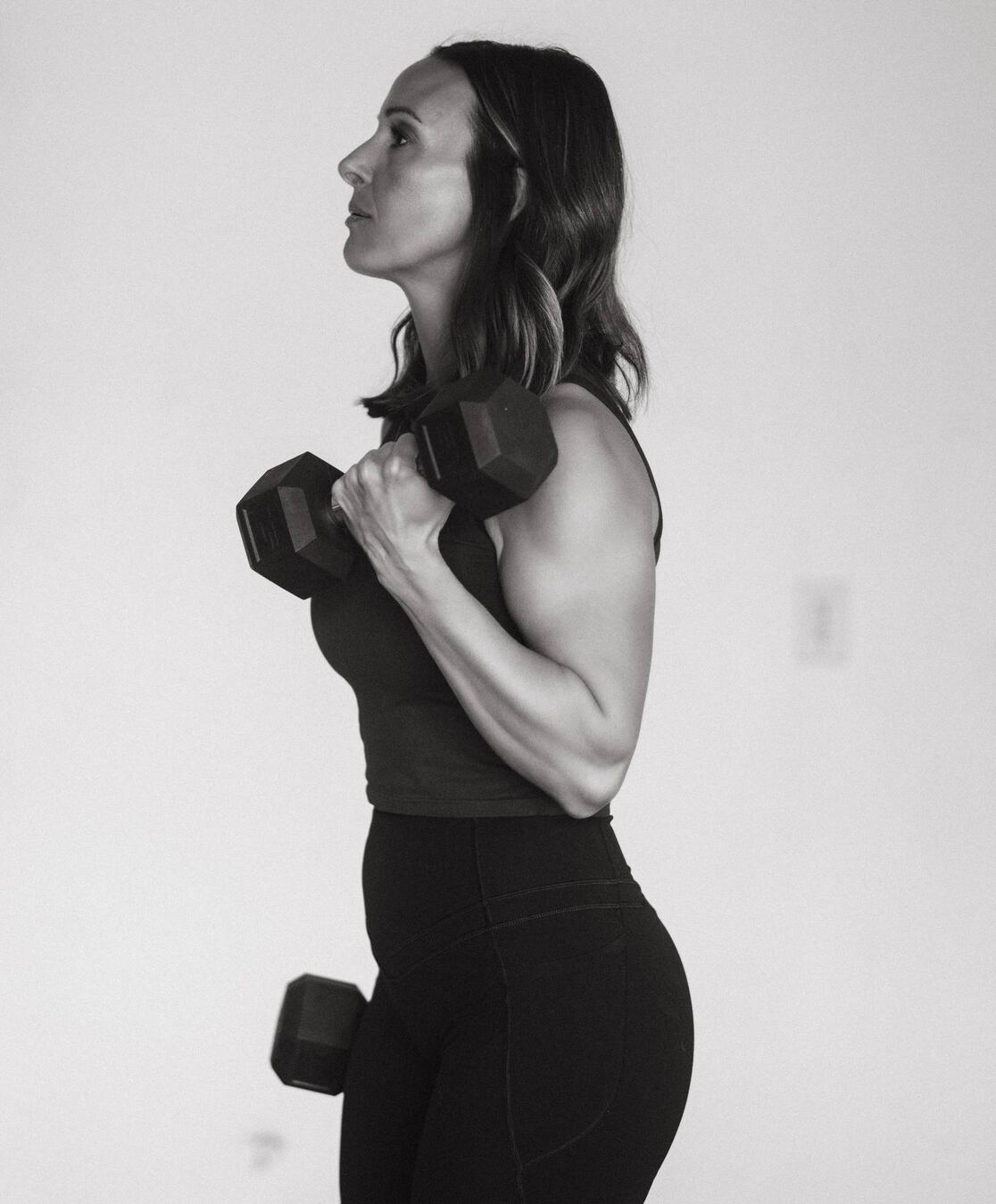 Jordan curling dumbbells, seen from the side